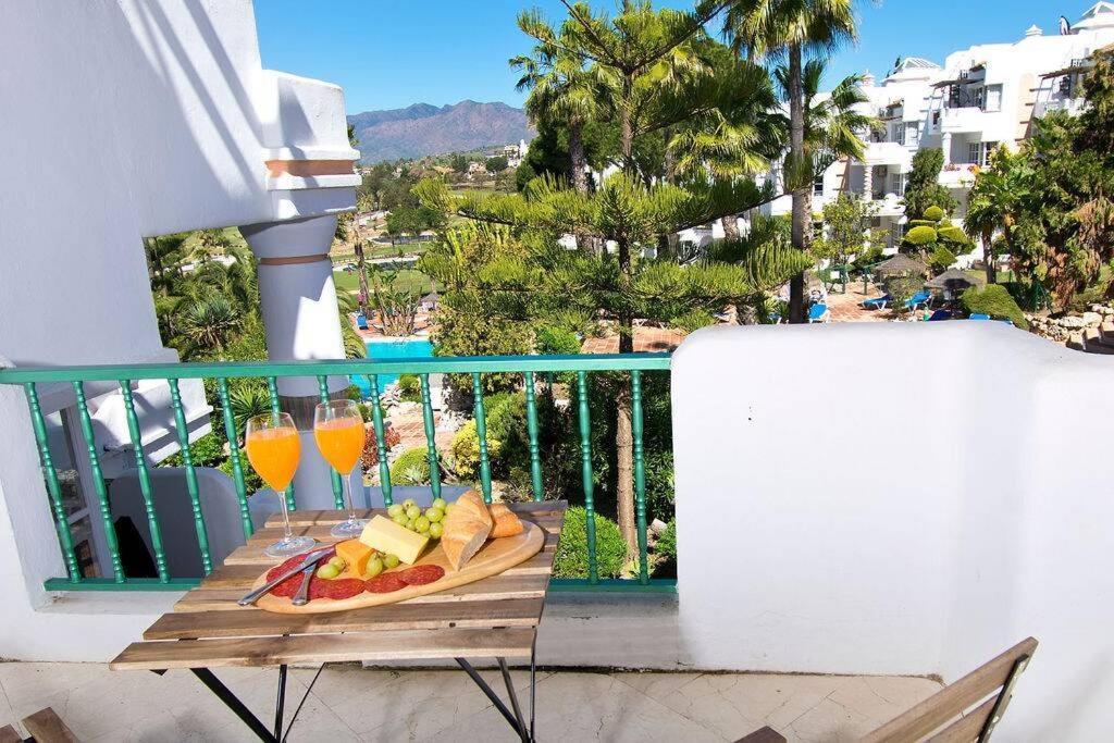 Spectacular Apartment In Matchroom Country Club Fuengirola Exterior foto