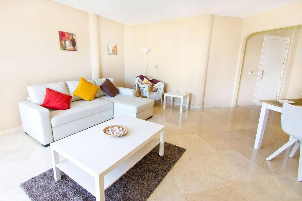 Spectacular Apartment In Matchroom Country Club Fuengirola Exterior foto
